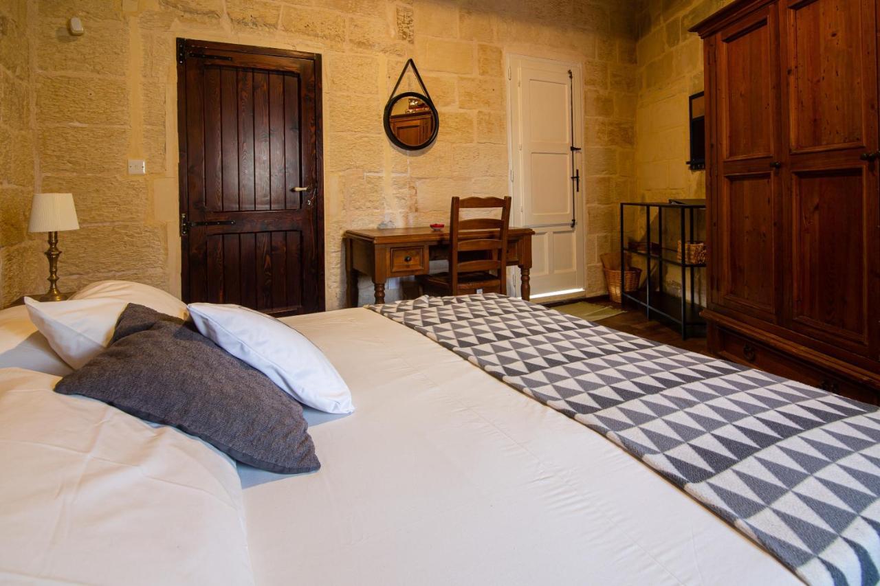 The Burrow Guest House Tarxien Exteriér fotografie