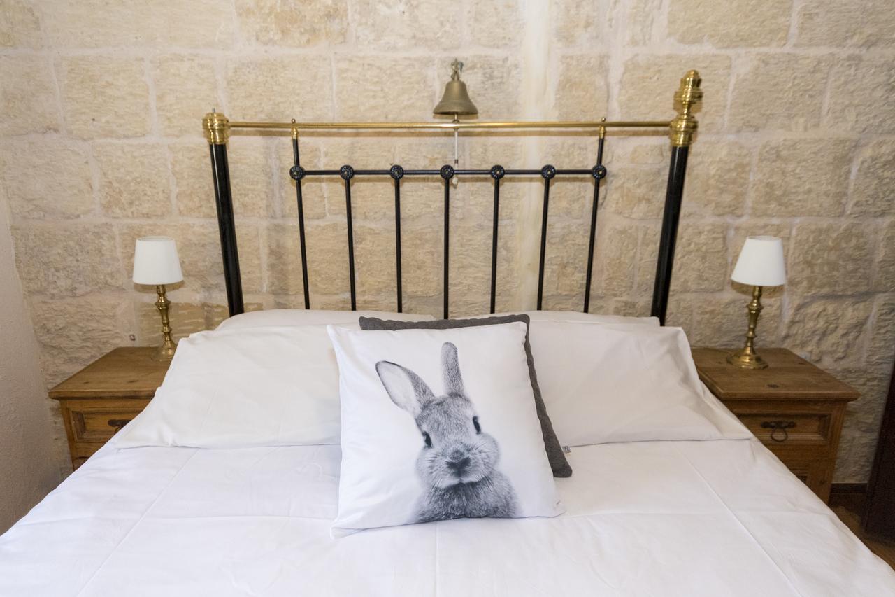 The Burrow Guest House Tarxien Exteriér fotografie