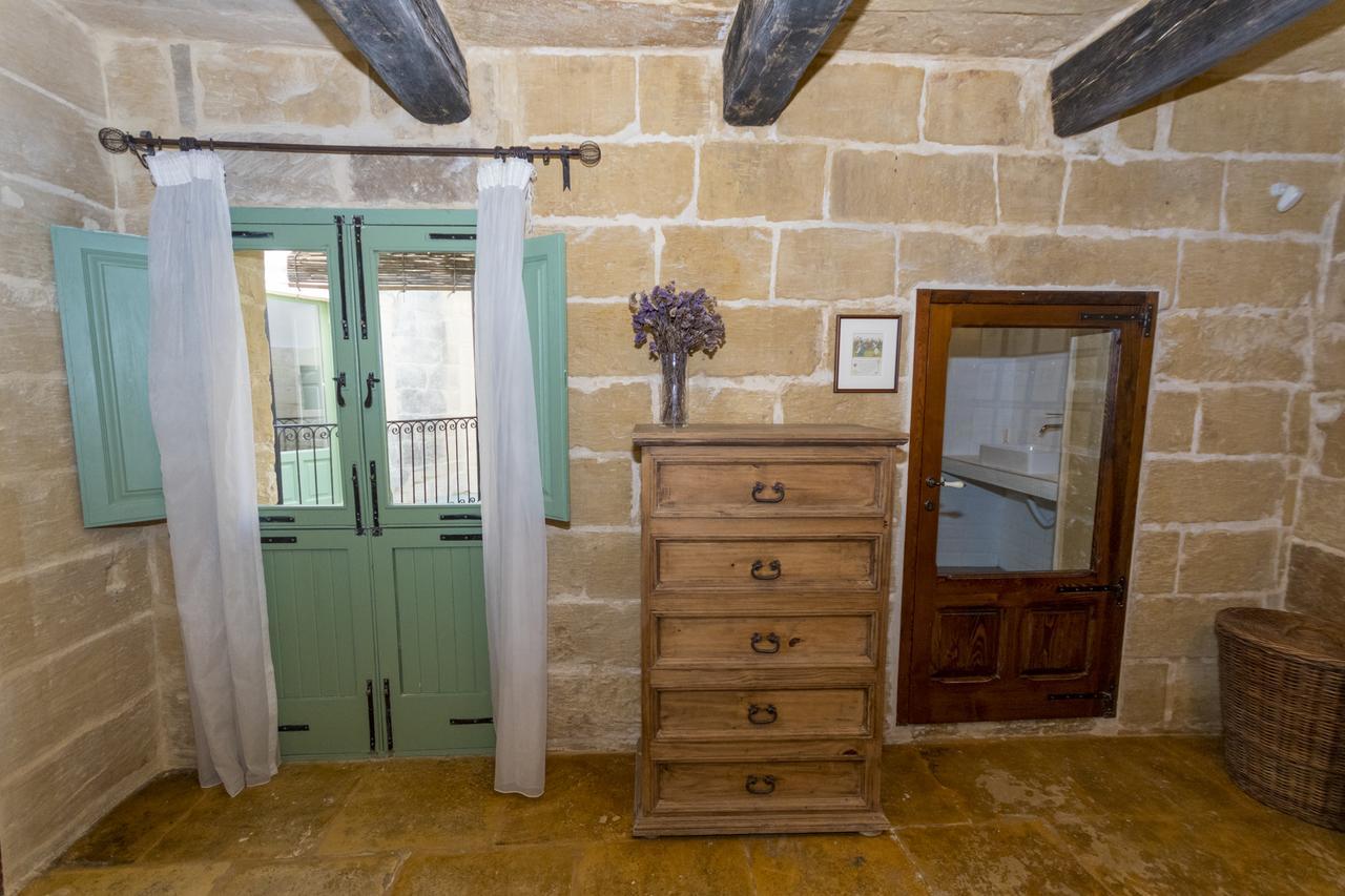 The Burrow Guest House Tarxien Exteriér fotografie