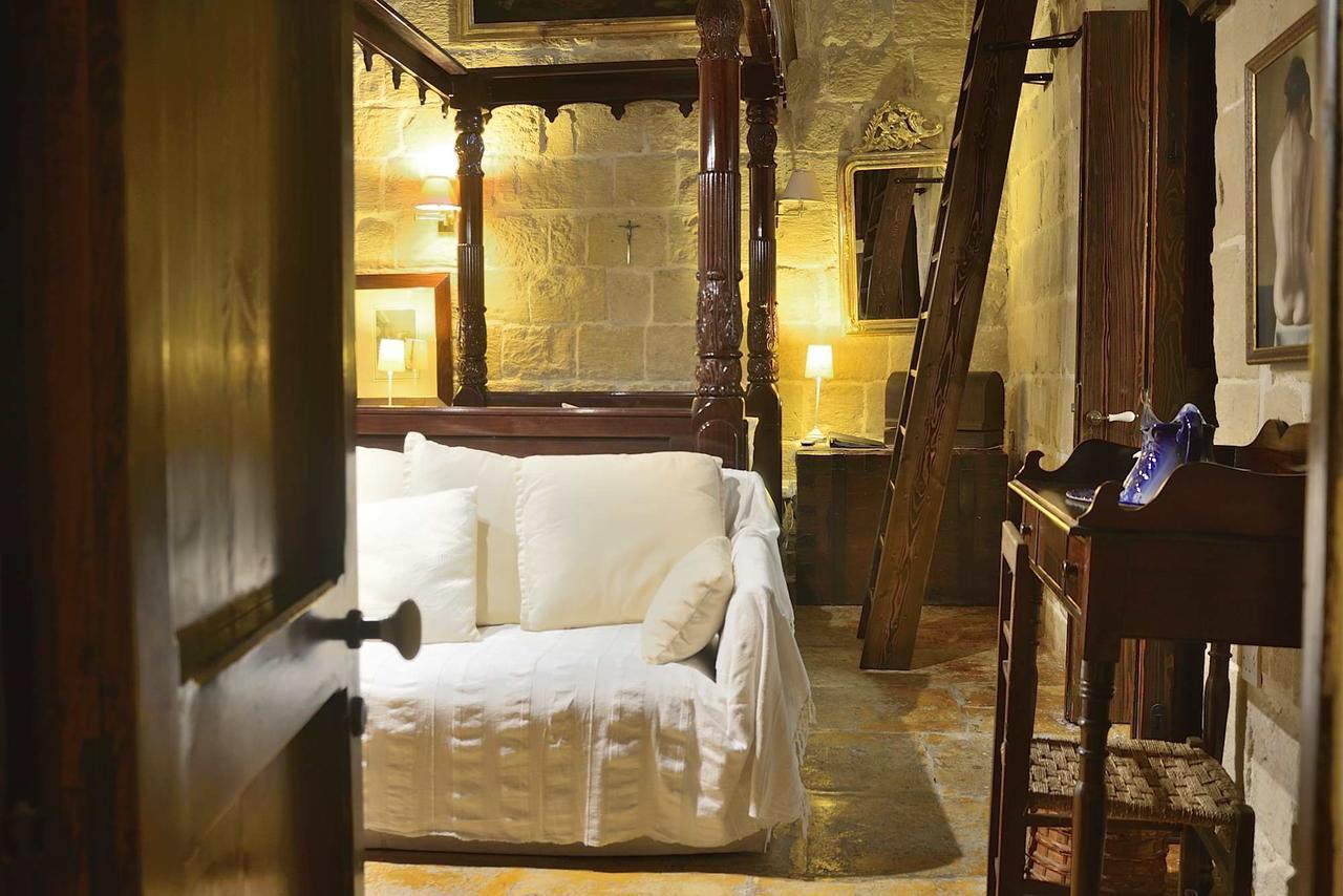 The Burrow Guest House Tarxien Exteriér fotografie