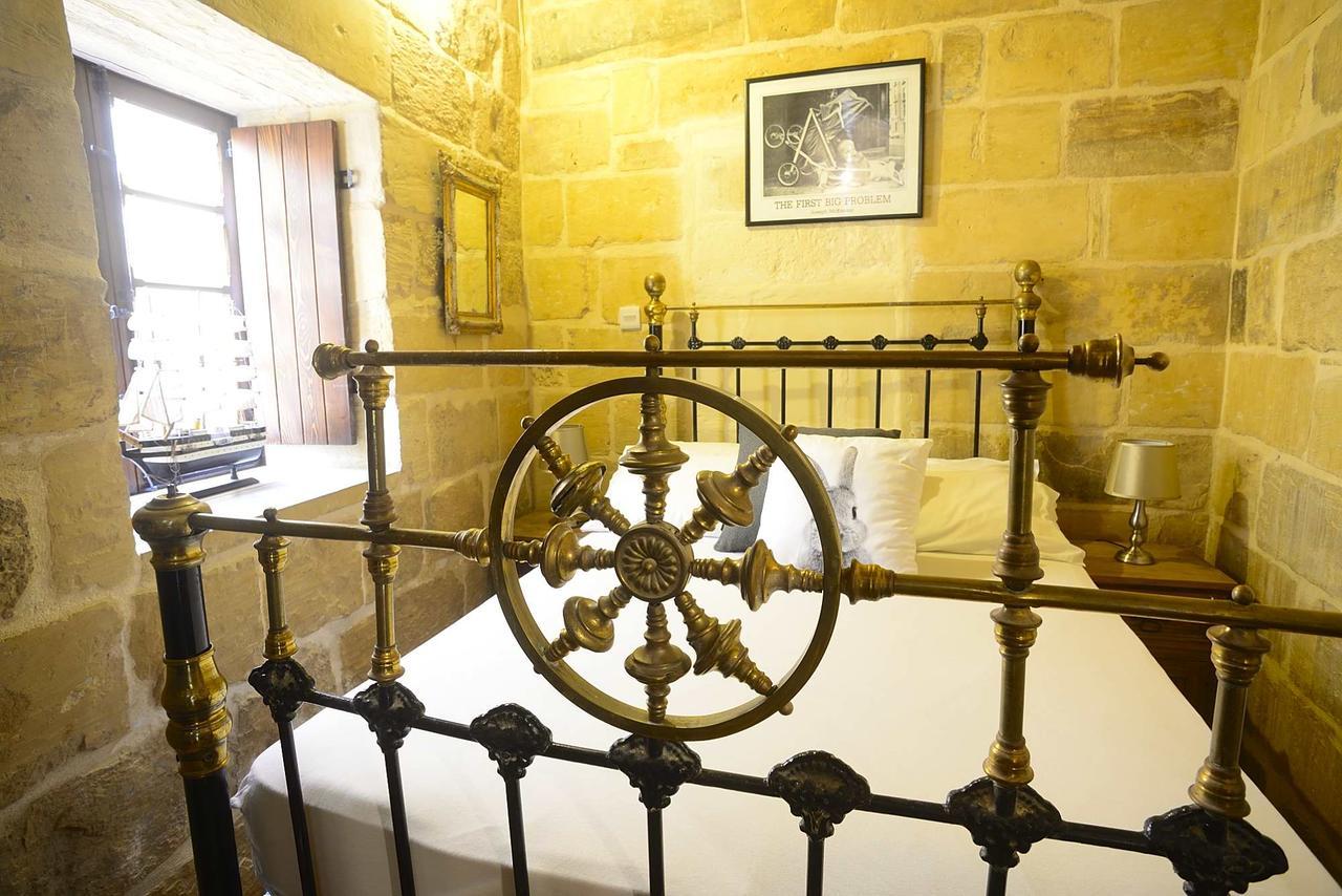 The Burrow Guest House Tarxien Exteriér fotografie
